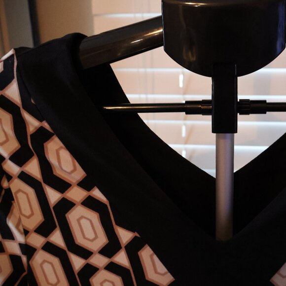 Chic Leota Perfect Faux Wrap Dress - Geometric Print V-Neck 3/4 Sleeve US L - Picture 8 of 9